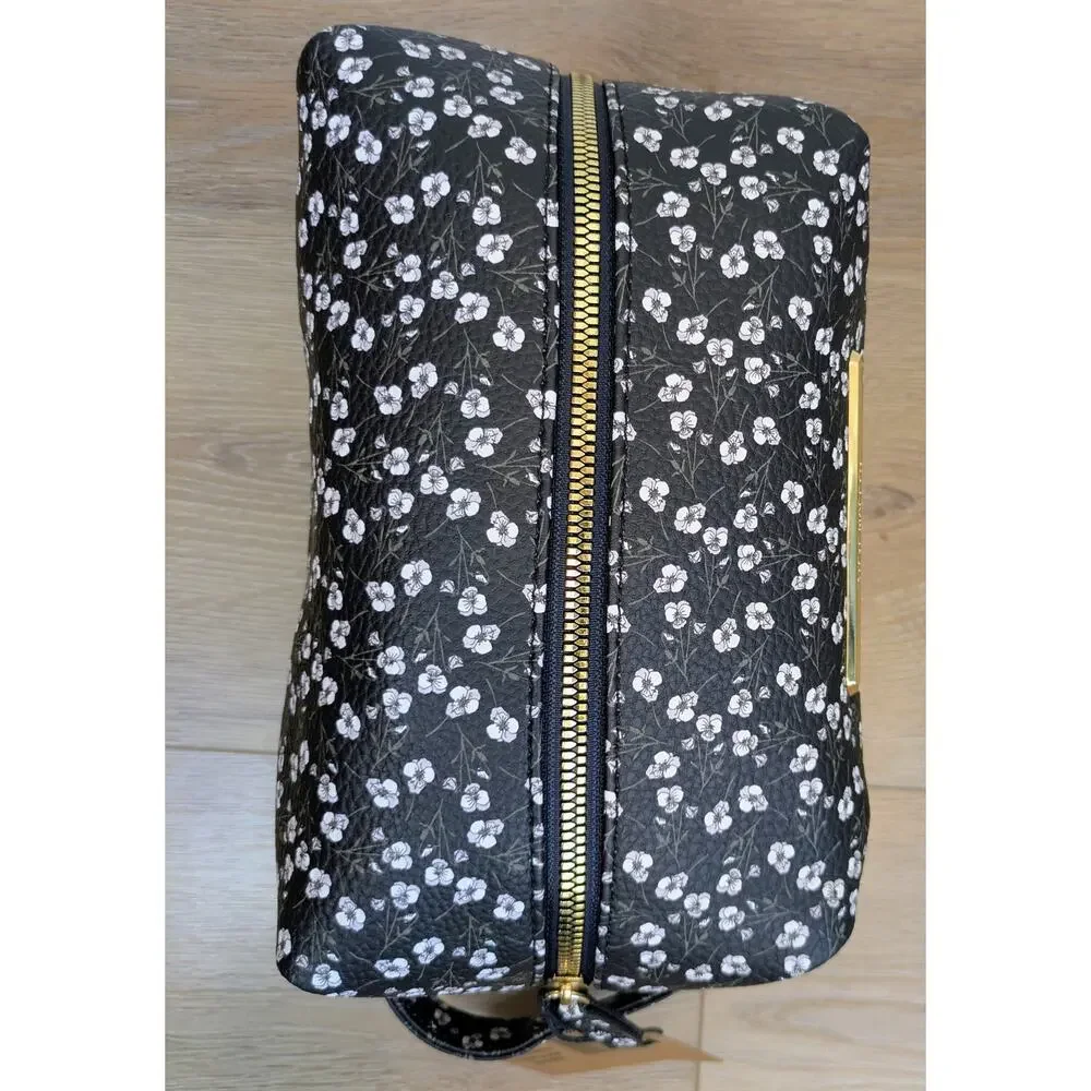 Steve Madden Large Cosmetic Bag Black White Mini Floral Coated Quilted Lined NEW